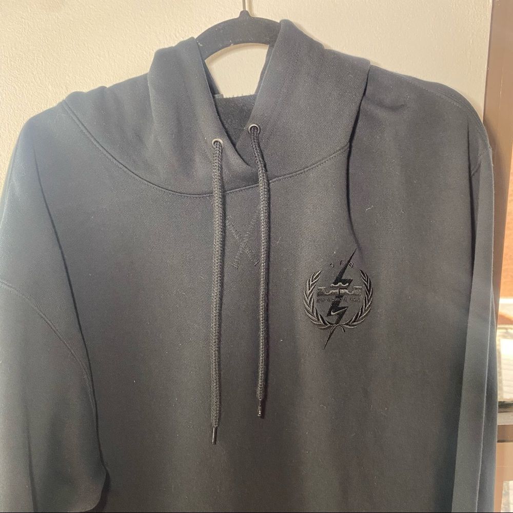 🔁 Nike LeBron Pro Pullover Hoodie - Mens XL - Picture 2 of 10